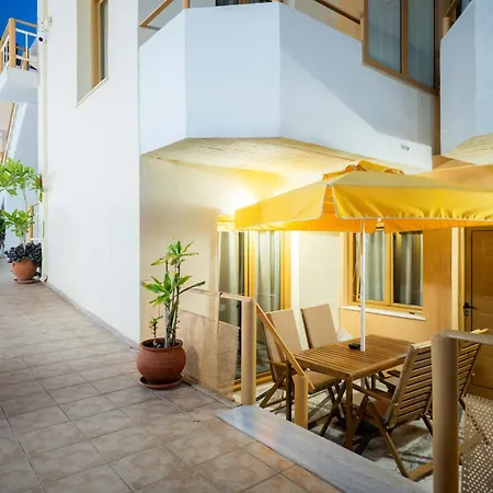 Esperides Aparthotel Stalós
