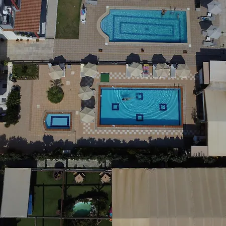 Aparthotel Esperides Stalós