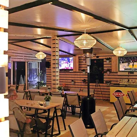 Aparthotel Esperides