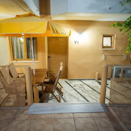 Aparthotel Esperides Stalos